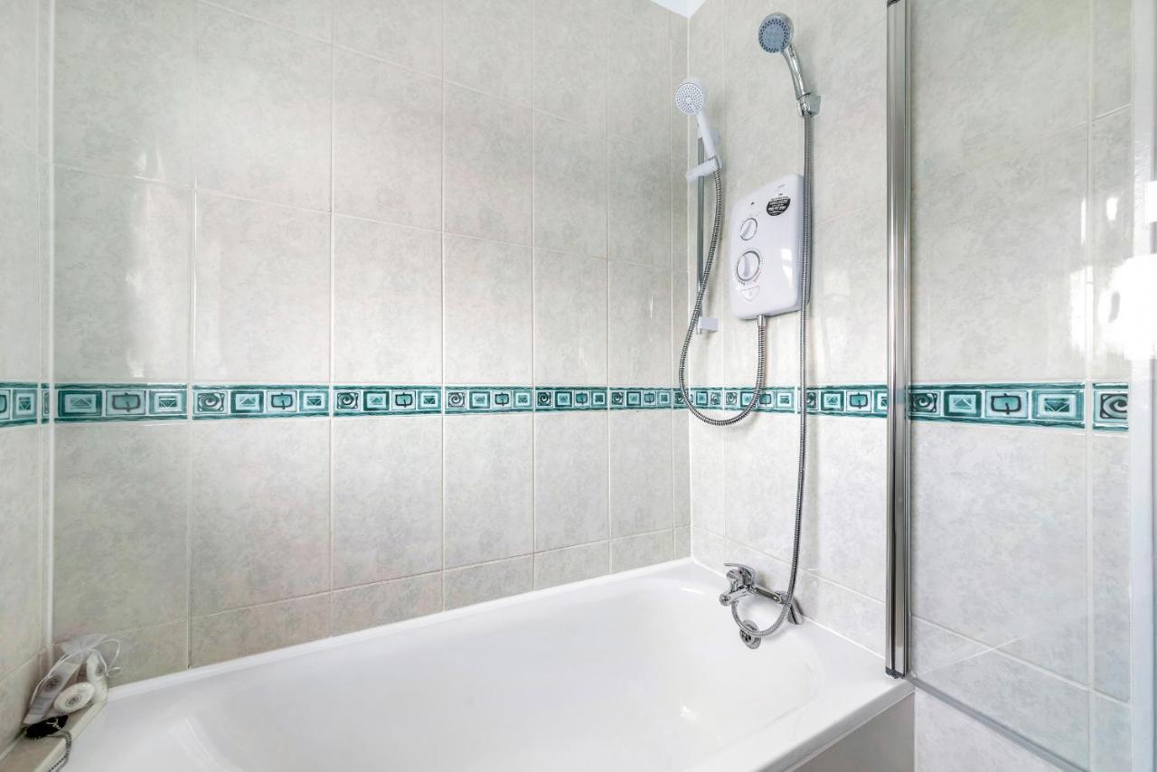 הוילה Saint Kew Stunning 3Br House W Garden & Parking In Richmond מראה חיצוני תמונה